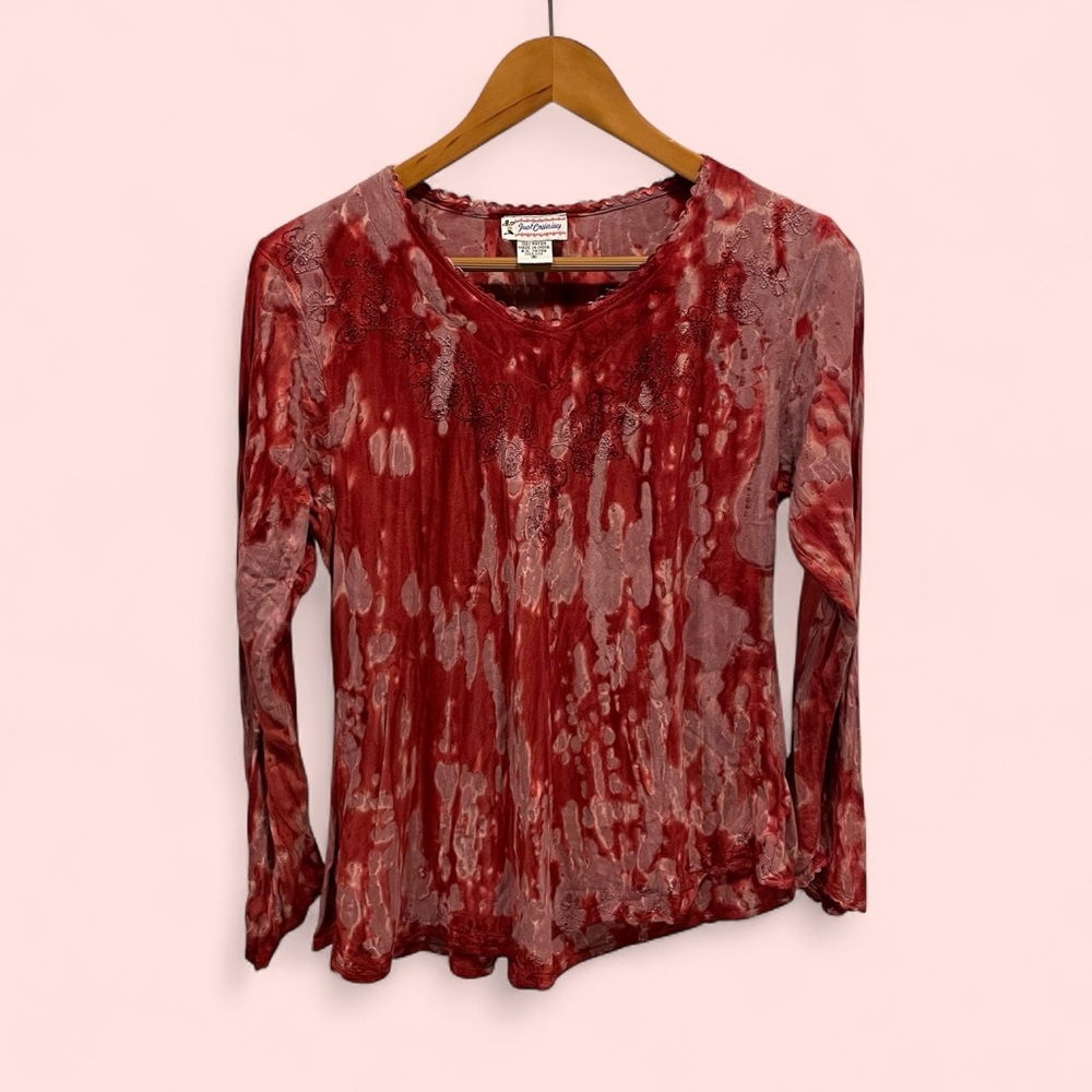Cute tie dye embroidered scalloped hem top v neck long sleeve flowy floral